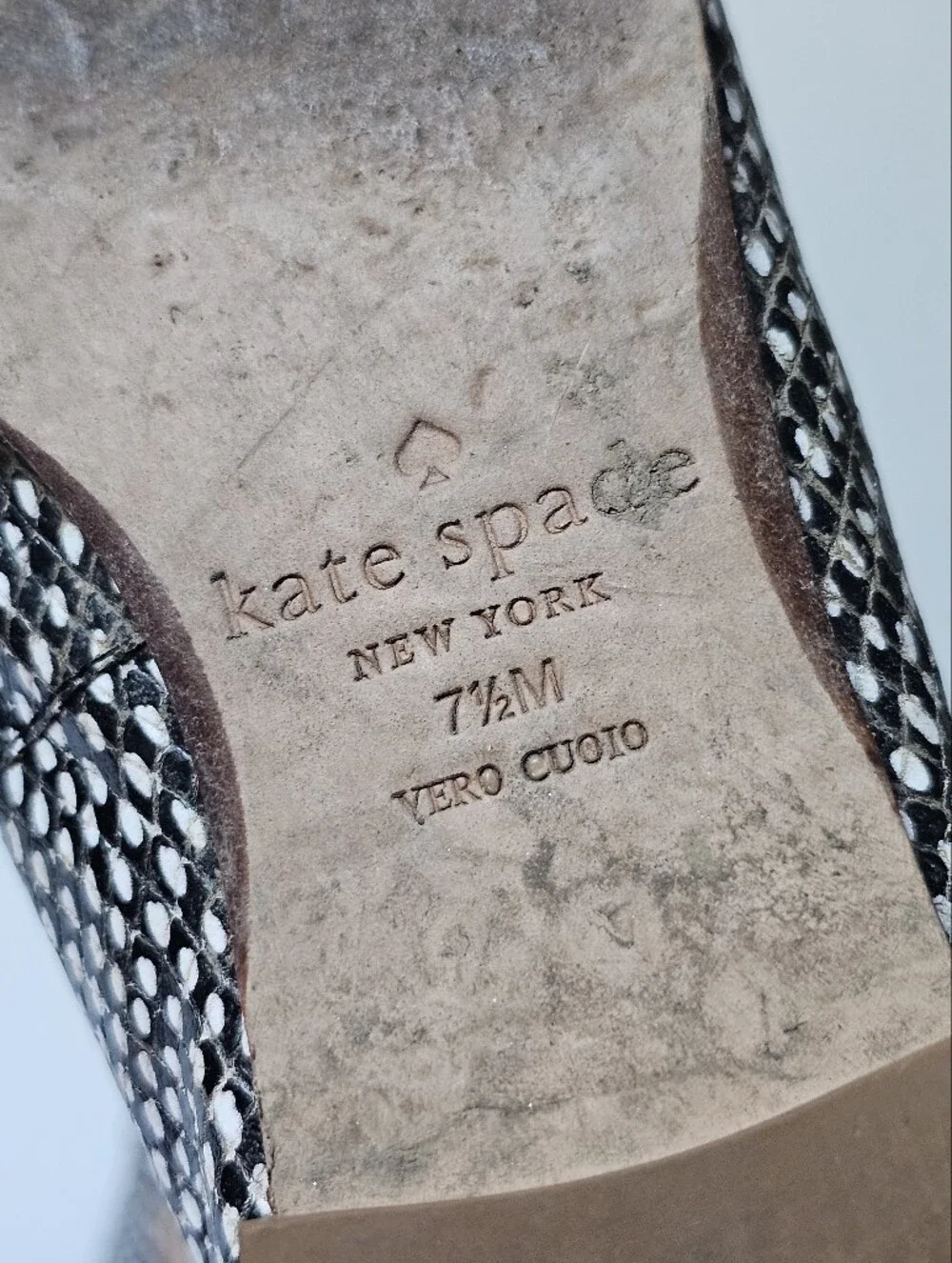 Kate Spade New York Snakeskin Print Leather Loafers Women's 7.5M Slip On Pointed